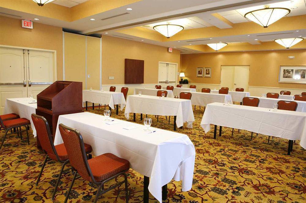 Hilton Garden Inn Roanoke Rapids Exterior photo