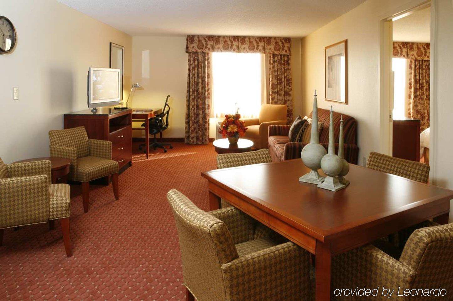 Hilton Garden Inn Roanoke Rapids Room photo